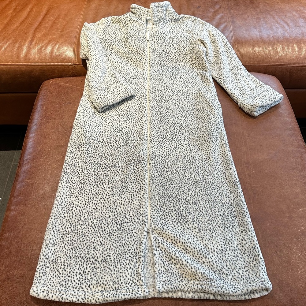 Oscar de la Renta Sleepwear Robe, Animal Print, Women's Sm/Med